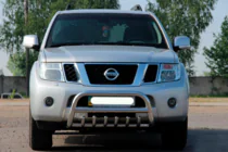Nissan Navara 2006–2015 Kængurubøjle WT008 (rustfrit stål) foto 3