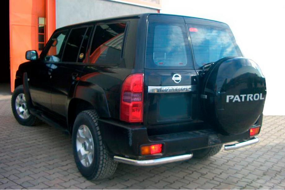 Nissan Patrol Y61 1997–2011 Baghjørner AK003 (2 stk., rustfrit stål) Image