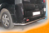 Renault Trafic 2001–2015 Bageste beskyttelsesbøjle med hjørner (rustfrit stål) foto 2