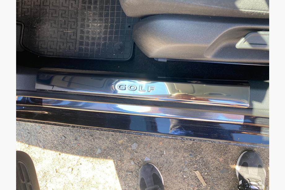 Volkswagen Golf 6 2008–2014 Indvendige dørtrinslister (2 stk., rustfrit stål) Foto 2