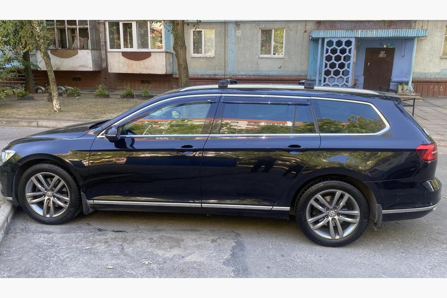 Volkswagen Passat B8 2015–2023 Tværstænger til integrerede tagrælinger med nøglelås (2 stk.) Grå Foto 6