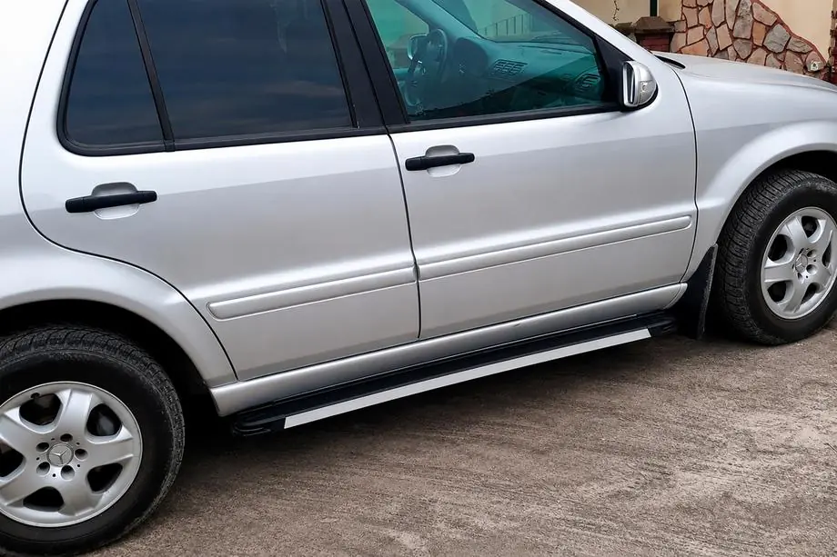 Mercedes ML W163 1997–2005 Sidetrin Maya V1 (2 stk., aluminium) Foto 2
