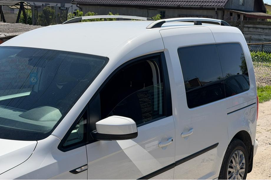 Volkswagen Caddy 2015–2020 Krom tagrælinger Foto 4