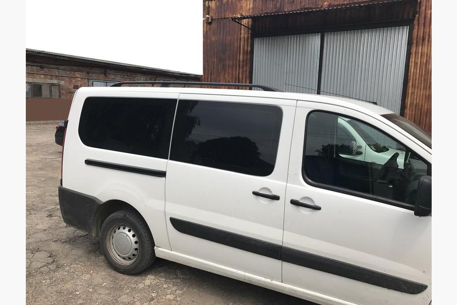 Citroen Jumpy 2007–2017 Sorte tagrælinger Image