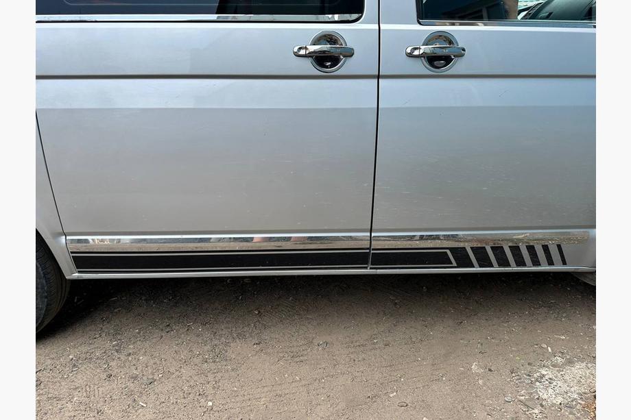 Volkswagen T5 Caravelle 2004–2010 Dørgrebsdæksler (rustfrit stål) 3 stk. Omsa – italiensk rustfrit stål Foto 16