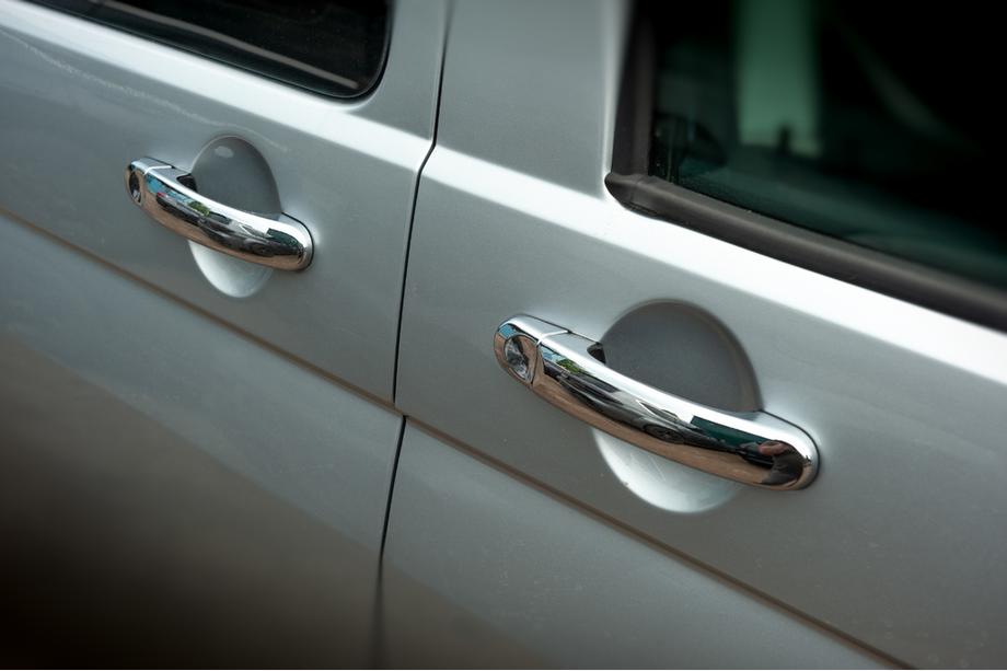 Volkswagen T6 2015–2024 Dørgrebsdæksler (rustfrit stål) 4 stk. Carmos - tyrkisk rustfrit stål Image