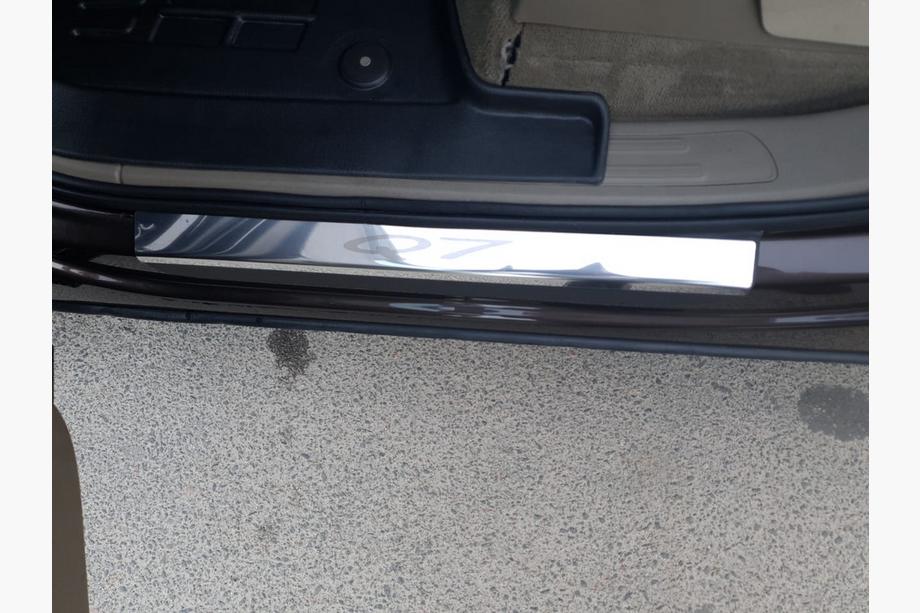 Audi Q7 2005–2015 Krom dørtrinslister (4 stk., Carmos) Foto 1