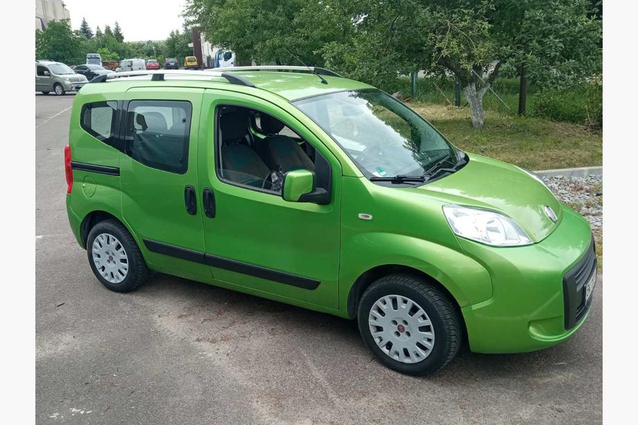 Citroen Nemo 2007–2017 Tagrælinger i krom Metalfødder Foto 2