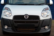 Fiat Doblo II 2010–2022 Kromrammer til taagelygter med striber (2010-2015, 4 stk., rustfrit staal) Carmos - Tyrkisk stål foto 6