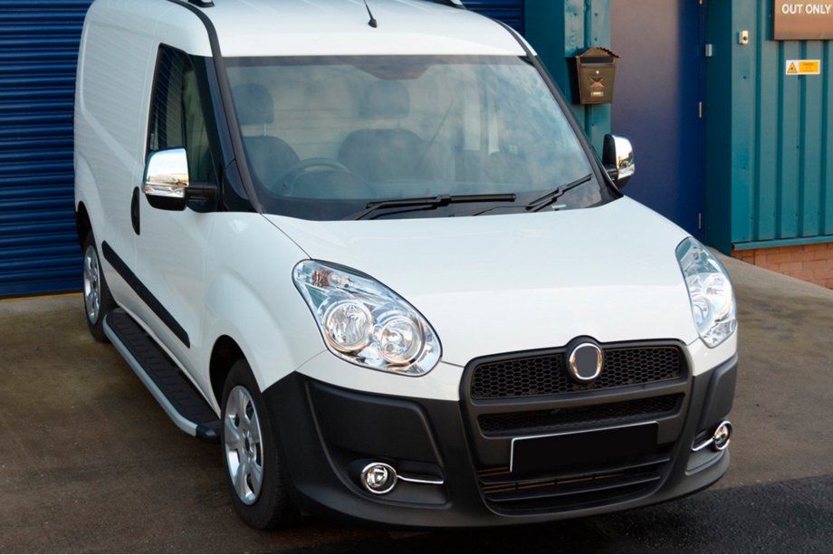 Fiat Doblo II 2010–2022 Kromrammer til taagelygter med striber (2010-2015, 4 stk., rustfrit staal) Foto 4