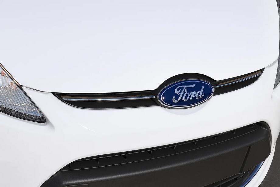 Ford Fiesta 2008–2017 Kølergrill trim (2 dele, rustfrit stål) Image