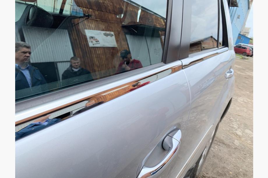 Mercedes ML W164 2005–2011 Udvendige vindueslister i rustfrit stål (4 stk.) Foto 3