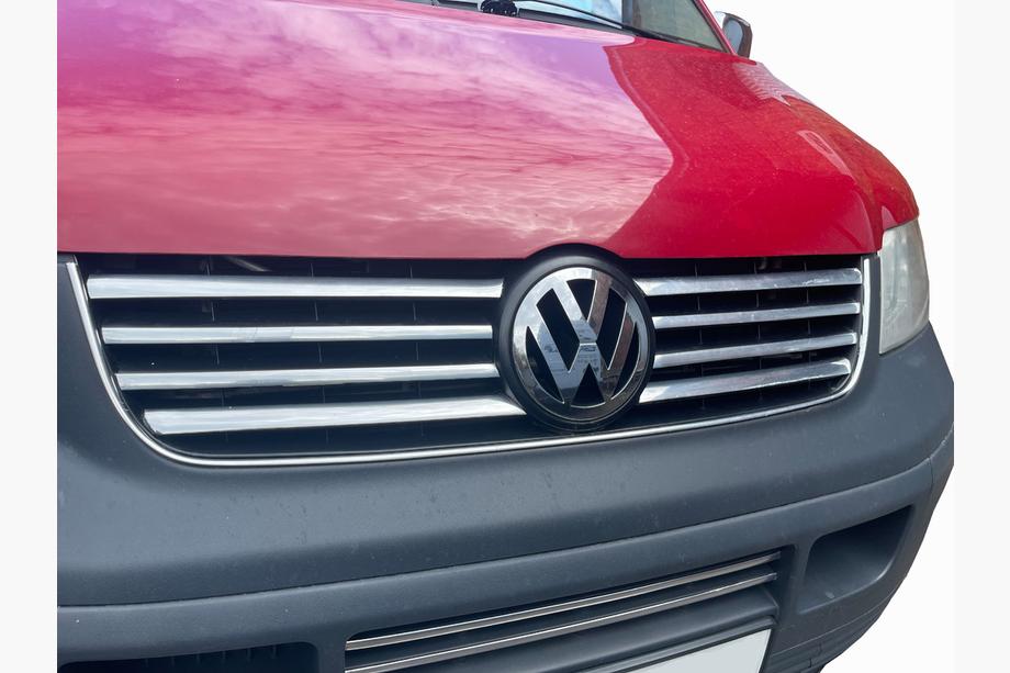Volkswagen T5 Transporter 2003–2010 Krom pyntelister til kølergrill (8 strimler, rustfrit stål) Image