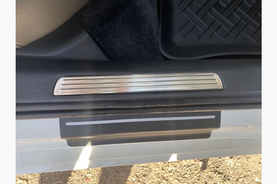 Volkswagen Passat B8 2015–2023 Carmos indvendige dørtrinslister (4 stk., rustfrit stål) Foto 8