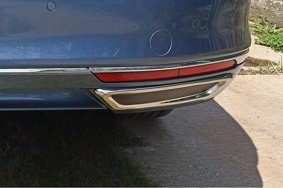 Volkswagen Passat B8 2015–2023 Udstødningsimitations-dæksler SD/SW (2015-2018, 2 stk., rustfrit stål) OmsaLine - italiensk rustfrit stål Foto 9