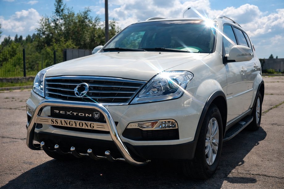 SsangYong Rexton I 2001–2017 Kængurubøjle WT004 (rustfrit stål) Image