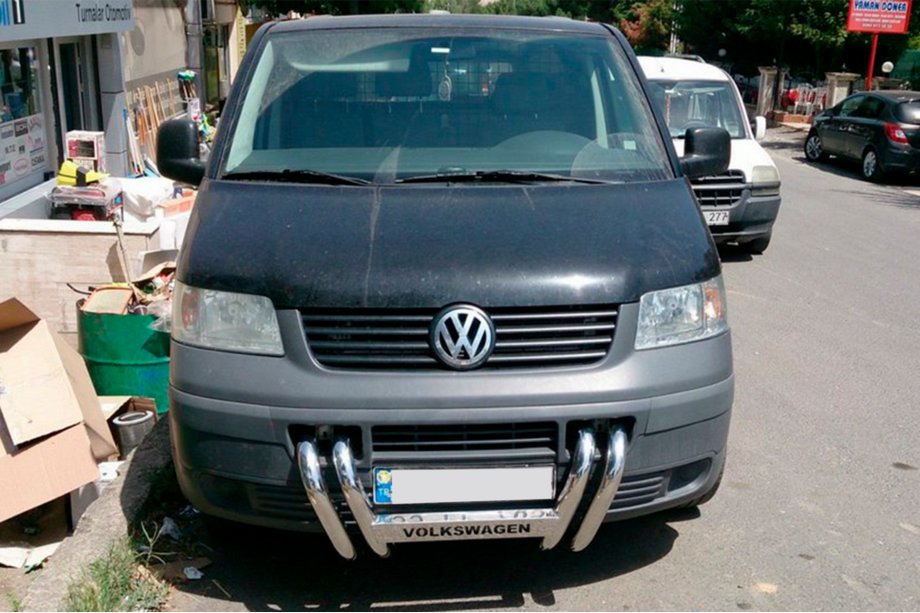 Volkswagen T5 Transporter 2003–2010 Kængurubøjle ST006-04 "Nostrils" (rustfrit stål) Foto 3