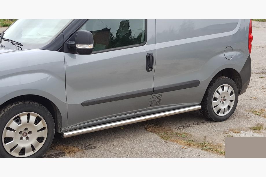 Fiat Doblo II 2010–2022 Siderør (2 stk., rustfrit stål) 60 mm, standard base Foto 4