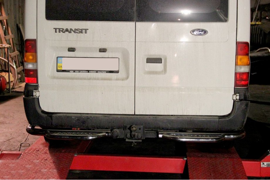 Ford Transit 2000–2014 Bageste beskyttelsesbøjle med trin AK-Special (rustfri) Foto 1