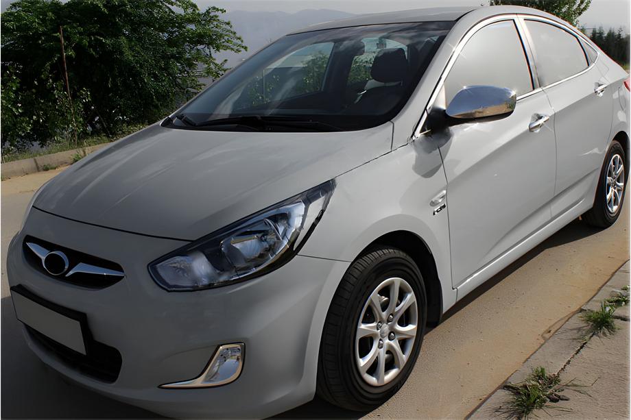Hyundai Accent 2011–2017 Krom spejlkåber uden udskæring til blinklys (2 stk.) Image