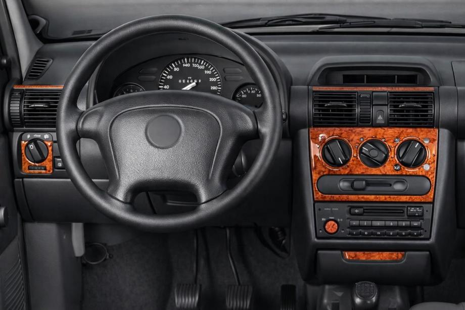 Opel Corsa B 1993–2004 Instrumentbordbeklædning Carbon Image