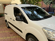 Peugeot Partner Tepee 2008–2018 Sorte tagrælinger foto 3