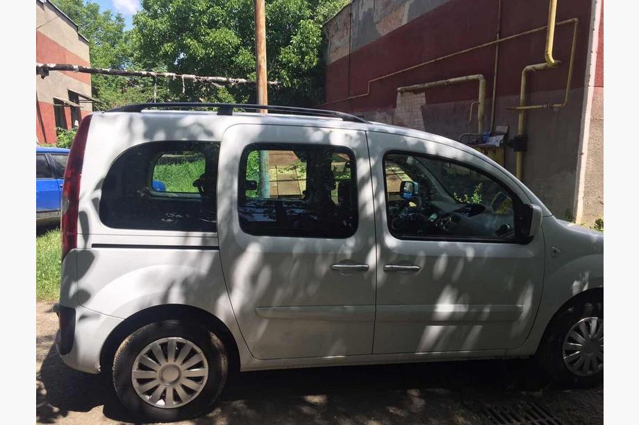 Renault Kangoo 2008–2020 Sorte tagrælinger Foto 7