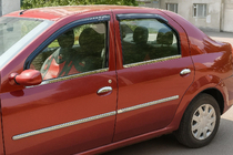 Renault Logan I 2005–2008 Dørlister (4 stk., rustfrit stål) foto 4
