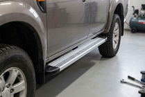 Ford Ranger 2007–2011 Sidetrin Maya V2 (2 stk., aluminium) foto 1