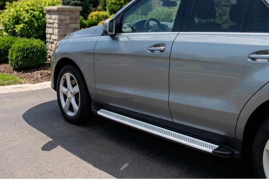 Mercedes GLE/ML Klasse W166 2011–2018 Sidetrin Maya V2 (2 stk., aluminium) Image