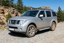 Nissan Pathfinder R51 2005–2014 Sidetrin Maya V2 (2 stk., aluminium) foto 1