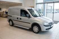 Opel Combo 2002–2012 Sidetrin Maya V2 (2 stk., aluminium) foto 1