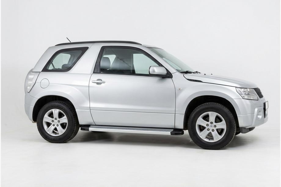 Suzuki Grand Vitara 2005–2017 Sidetrin Maya V2 (2 stk., aluminium) Image