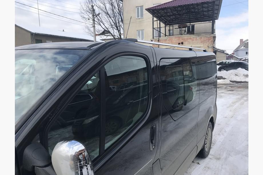 Renault Trafic 2001–2015 Krom tagrælinger Foto 9