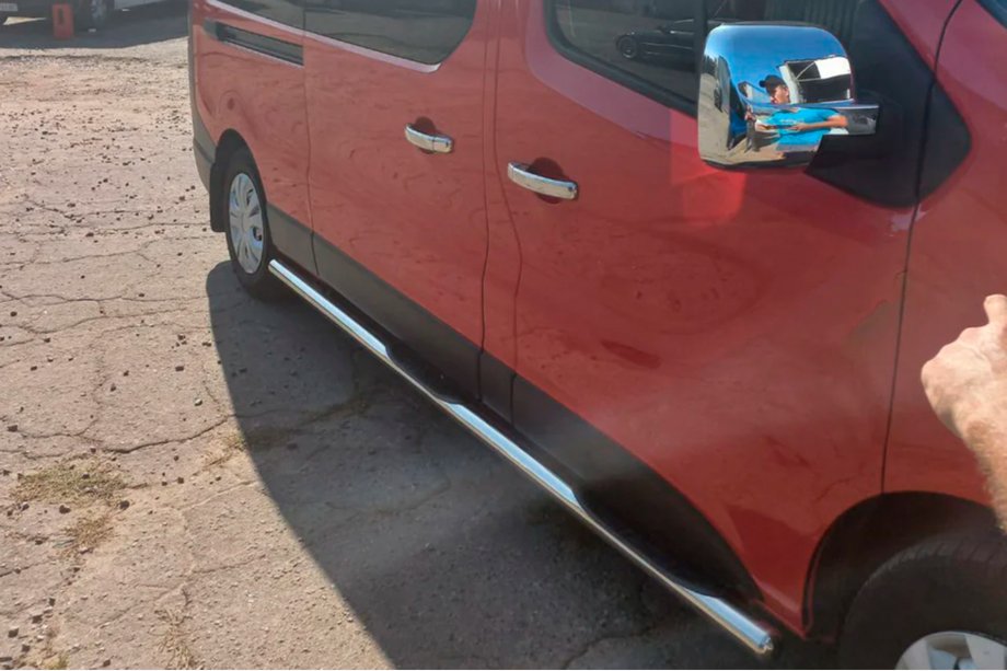 Renault Trafic 2001–2015 Siderør BB002 (2 stk., rustfrit stål) 70 mm, kort akselafstand Foto 6