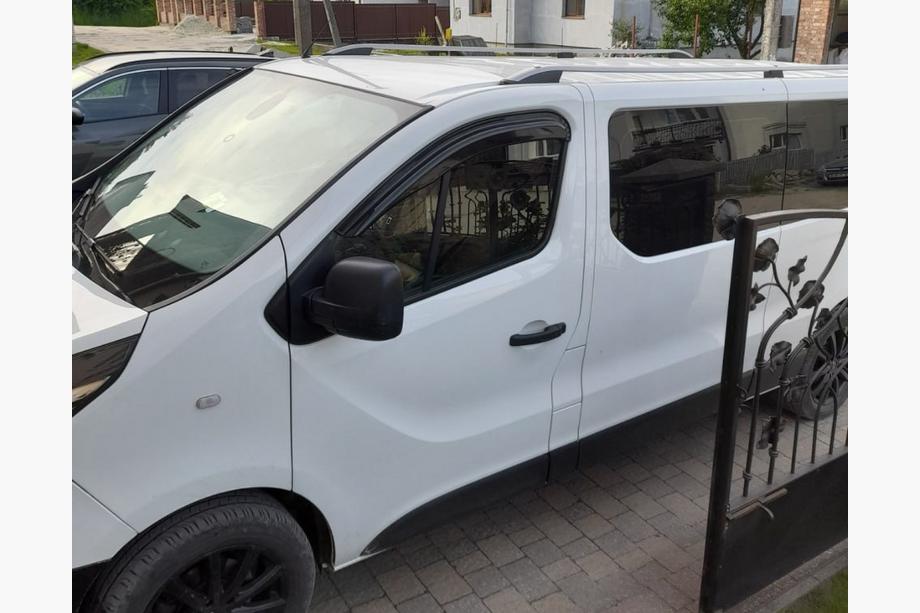 Renault Trafic 2015– Tagrælinger Skyport (grå) Foto 10