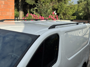 Renault Trafic 2015– Sorte tagrælinger foto 1