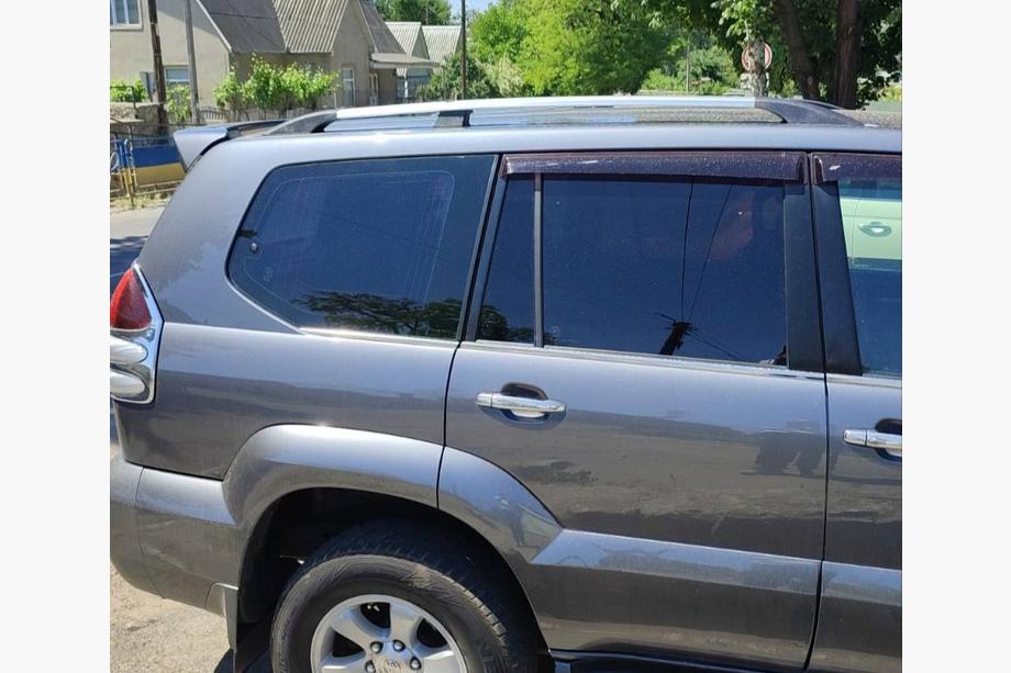 Toyota Land Cruiser Prado 120 2002–2009 Krom tagrælinger (tyrkiske) Image