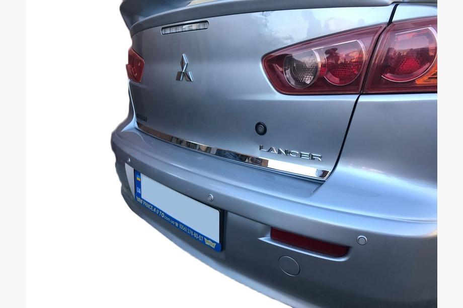 Mitsubishi Lancer X 2008– Kantbeskytter til bagklap (rustfrit stål) Carmos - Tyrkisk stål Image