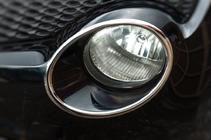 Nissan Juke 2010–2019 Krom forlygterammer (2 stk., rustfrit stål) foto 2