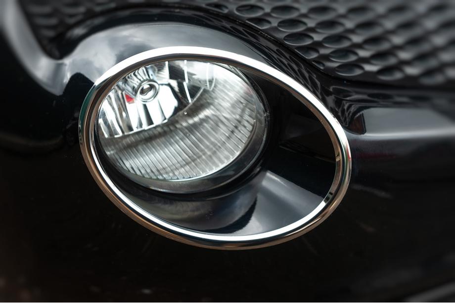 Nissan Juke 2010–2019 Krom forlygterammer (2 stk., rustfrit stål) Image