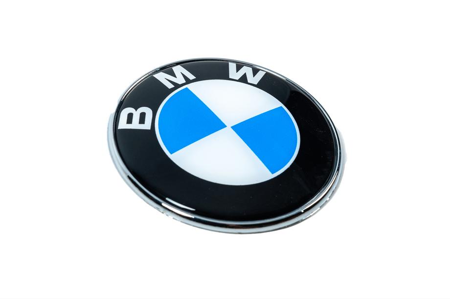 BMW 4-serie F32/F33/F36 2012–2020 Emblem (OEM) Foto 3