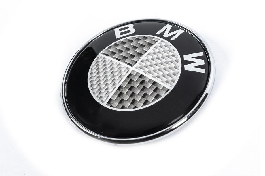 BMW 5-serie E34 1988–1995 Carbon-emblem, Tyrkiet (82 mm) Image