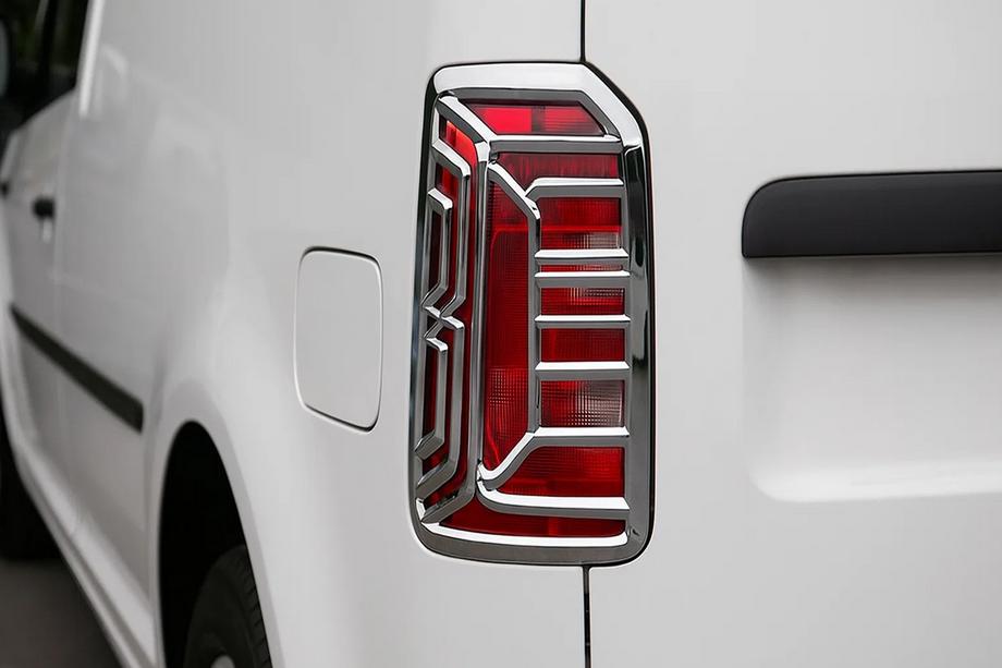 Volkswagen Caddy 2015–2020 Stoplygte-kromcovers (2 stk., plast) Image