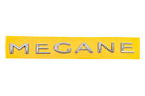 Renault Megane III 2009–2016 Megane emblem 908897337R (270 mm x 25 mm) foto 3