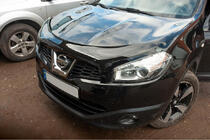 Nissan Qashqai 2010–2014 Motorhjelmsdeflektor (EuroCap) foto 5