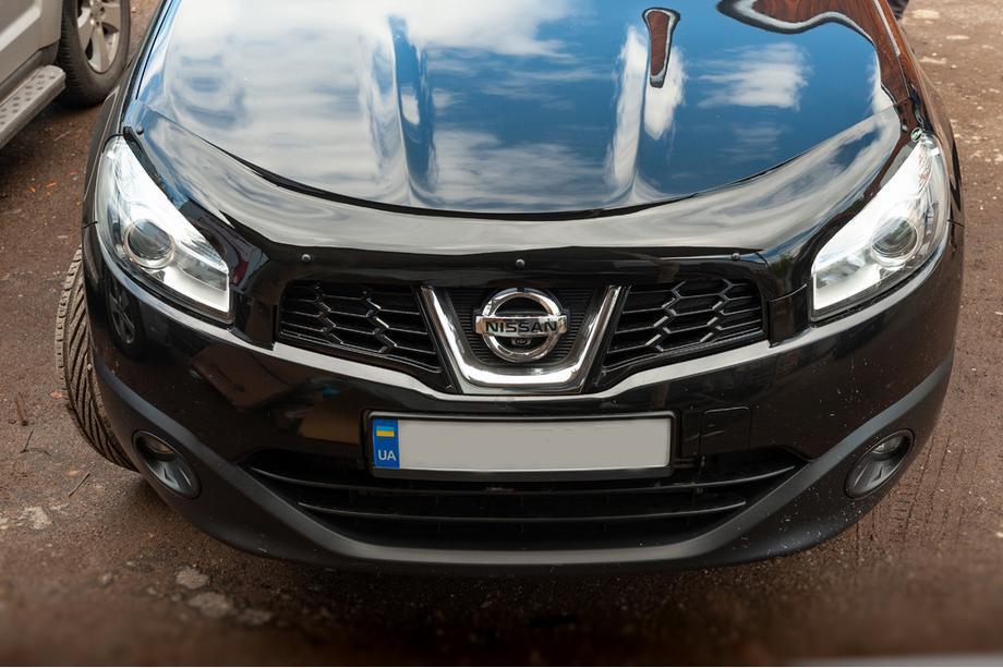 Nissan Qashqai 2010–2014 Motorhjelmsdeflektor (EuroCap) Image