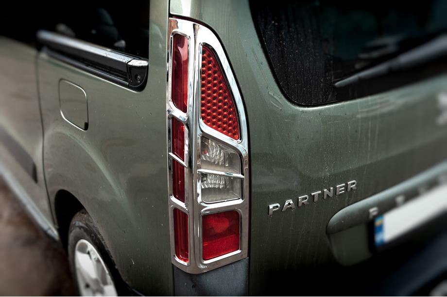 Citroen Berlingo 2008–2018 Hjørne stoplyskapper (2 stk., plast) Image