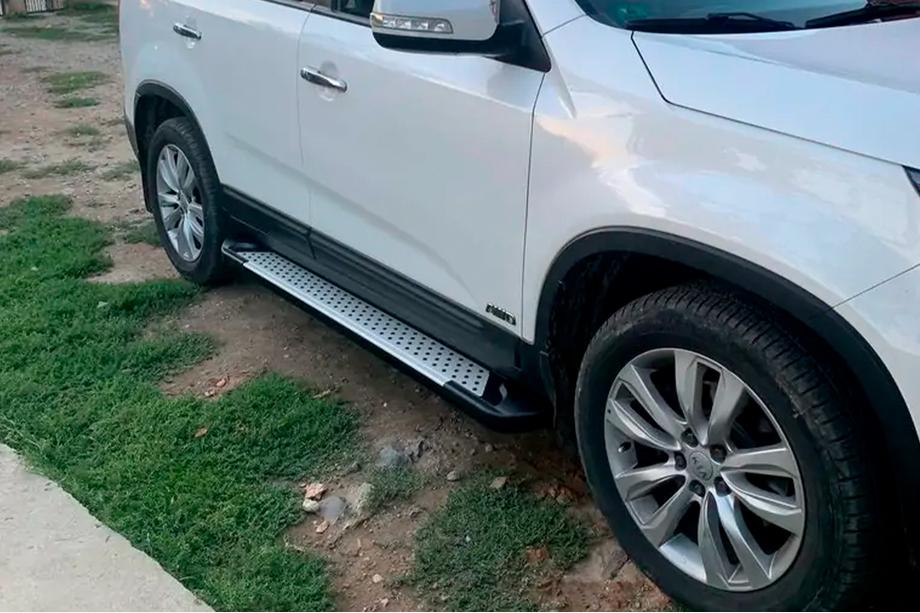 Kia Sorento II XM 2009–2014 Sidetrin Allmond Grey (2 stk., aluminium) 2010-2013 Image