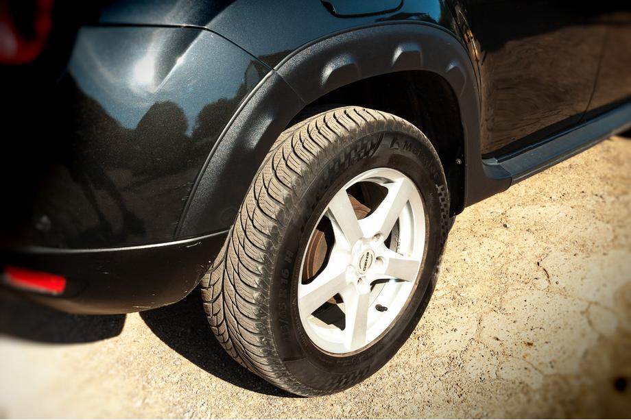 Dacia Duster 2008–2018 Hjulkassekanter med fremspring (8 stk., plast) Foto 9